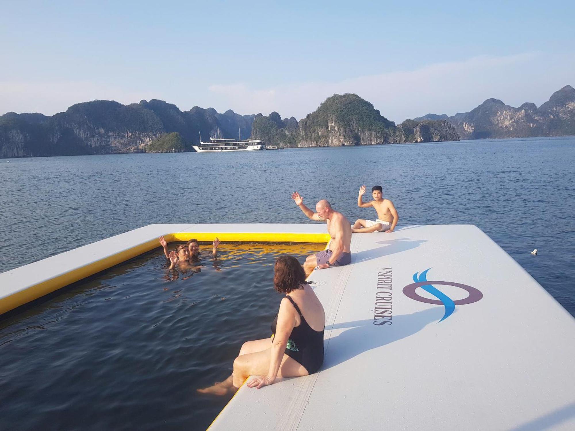 V'Spirit Cruise Hotel Ha Long Exterior photo